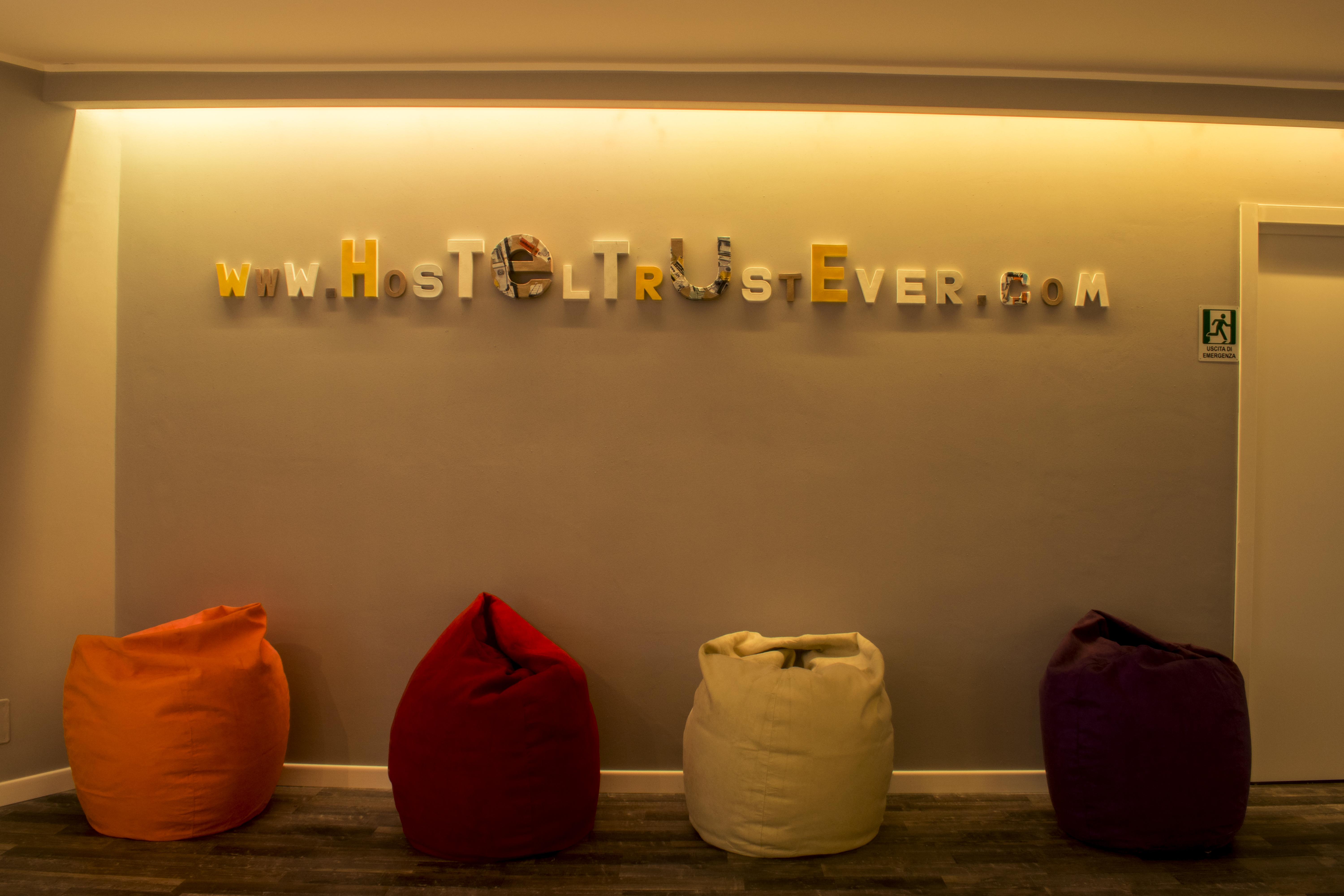 רומא Hostel Trastevere מראה חיצוני תמונה