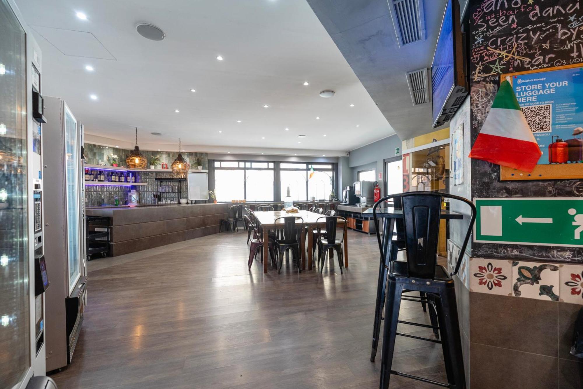 רומא Hostel Trastevere מראה חיצוני תמונה
